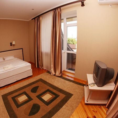 Hotel Uyut Černihiv Exteriér fotografie
