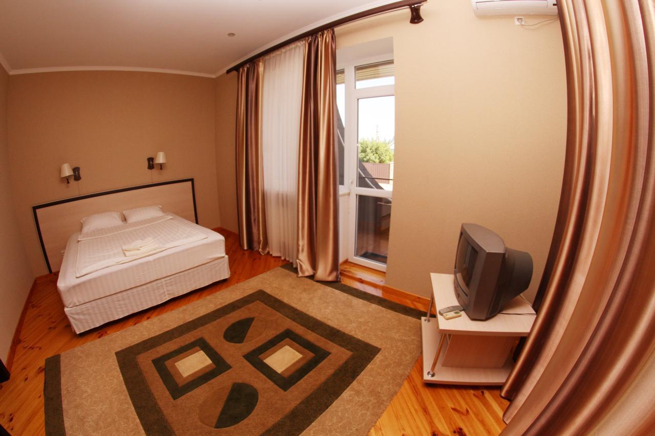 Hotel Uyut Černihiv Exteriér fotografie