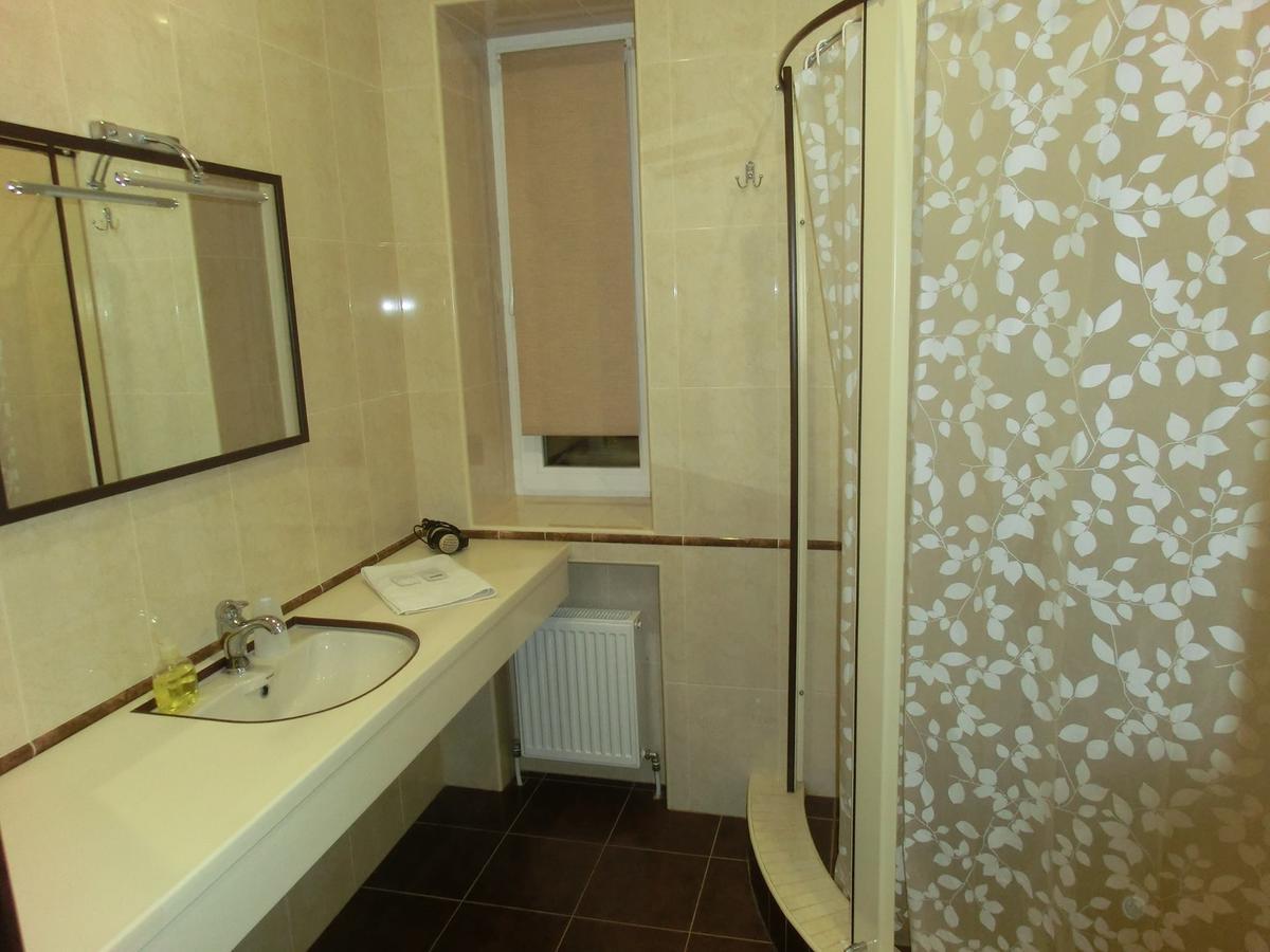 Hotel Uyut Černihiv Exteriér fotografie